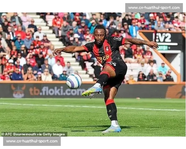 曼联放弃姆贝乌莫!瞄准塞门约或埃泽替代,拒绝支付溢价 曼联放弃姆贝乌莫!瞄准塞门约或埃泽替代,拒绝支付溢价